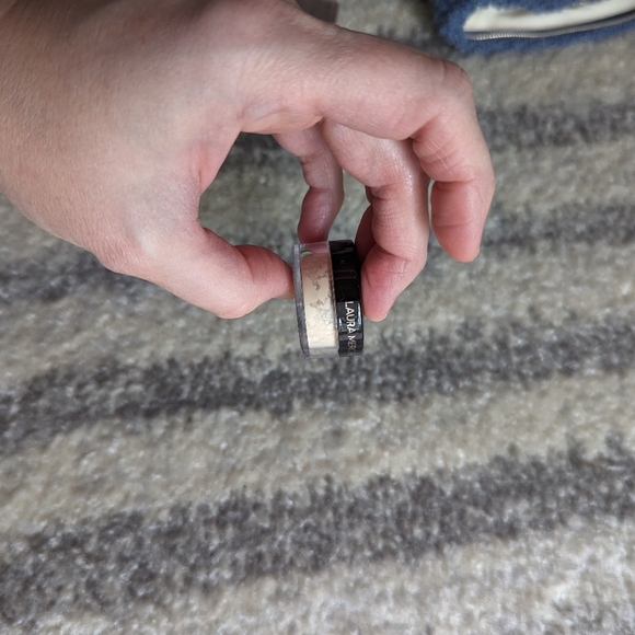 Translucent Setting Powder - Picture 4 of 9